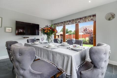 Open Plan Living Dining Kitchen