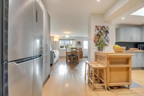 Kitchen day room