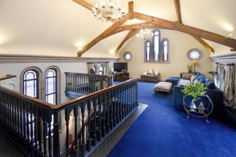 1st Floor living room
