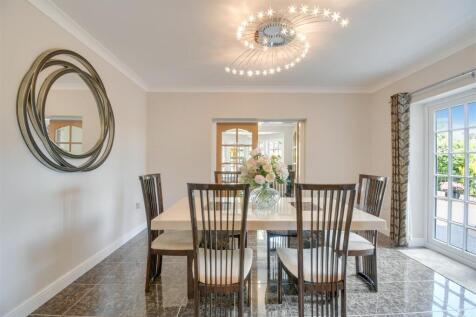 BREAKFAST ROOM