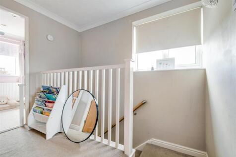 1st floor landing