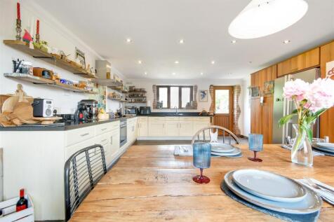 Kitchen diner