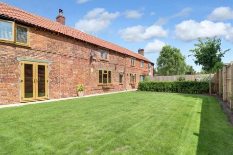 Outside - Rear Garden