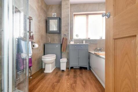 Family bathromm
