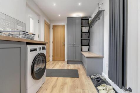 Utility/boot room