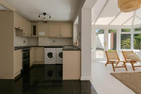 ENHANCED KITCHEN PHOTO