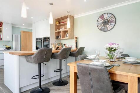 Kitchen diner
