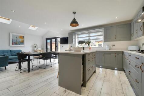 Kitchen day room