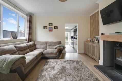 SECOND SITTING ROOM