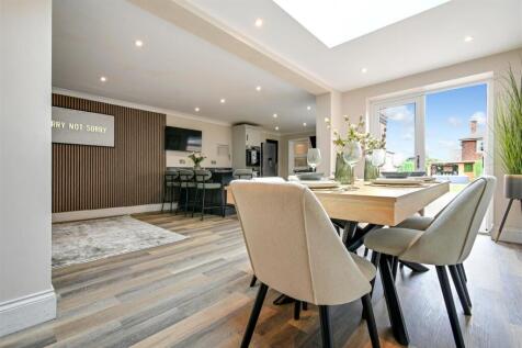 Kitchen family room