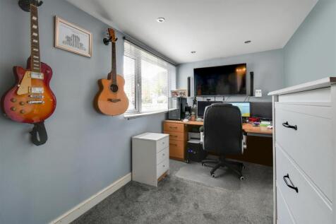 CONVERTED GARAGE/OFFICE