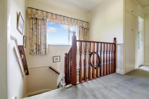 1st floor hallway