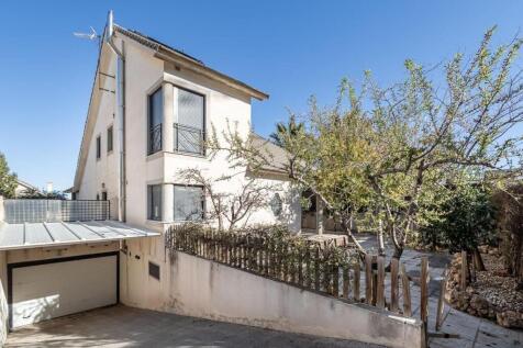Property Image 39