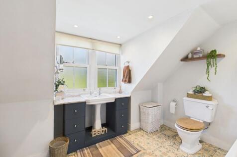 Family  Bathroom