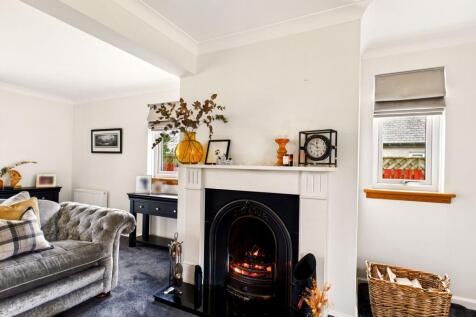 Formal Lounge