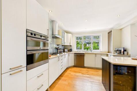 Open plan kitchen living space