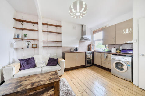 Kitchen/Reception