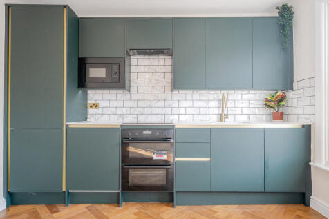 Kitchen/Reception