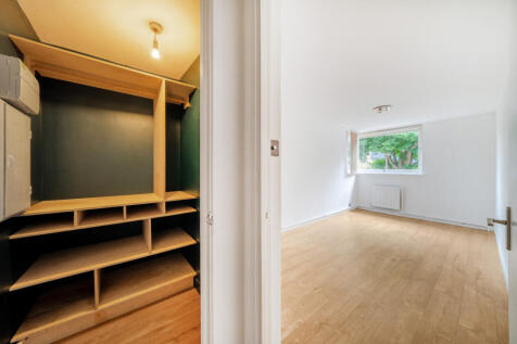 Bedroom/Storage