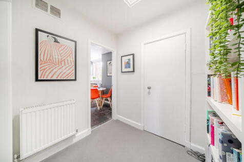 1375246-13-690b4e...