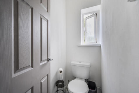 Toliet