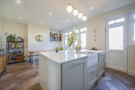 Kitchen/Dinning Room
