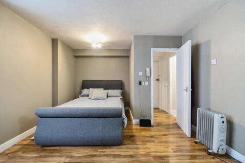 Living/Bedroom