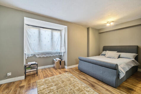 Living/Bedroom