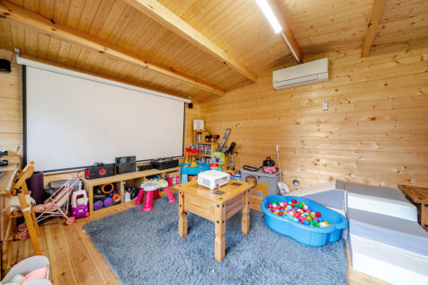 Outbuilding