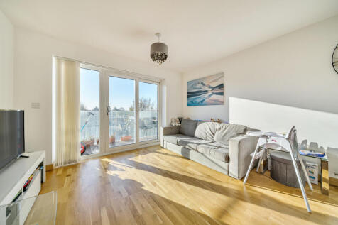 1381472-7-691ee51...