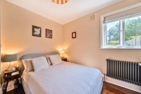 1334083-7-68935ab...