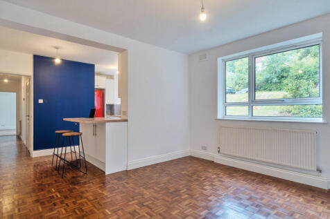 Kitchen/Reception