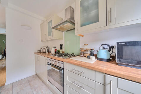 1361041-9-68f253a...