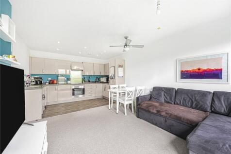 Reception/Kitchen