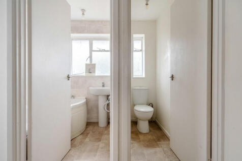 Bathroom/Wc