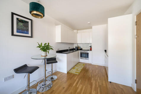 Kitchen/Reception
