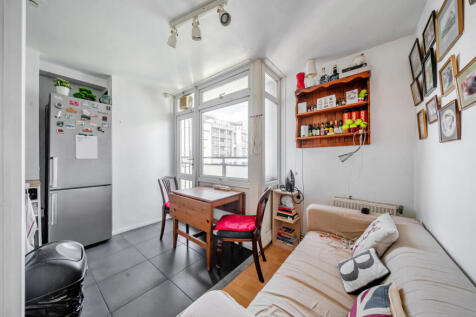 Kitchen/Reception