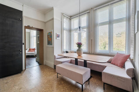 Kitchen/Dinning
