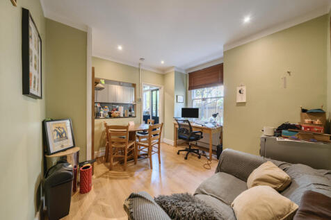 Reception/Kitchen