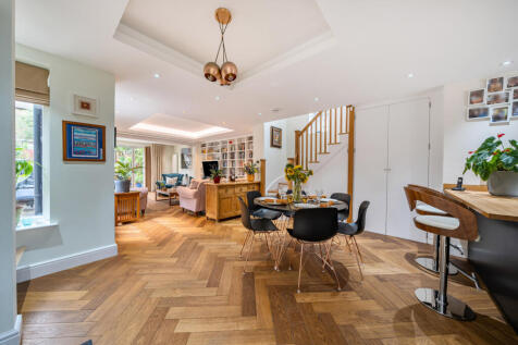 Kitchen/Dining