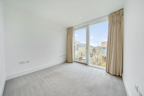 1370229-6-68f0c6e...