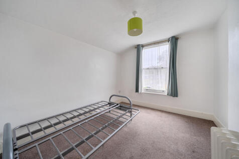 1371823-13-68f9f3...