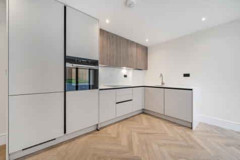 1347201-7-68b6db0...