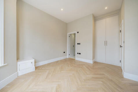 1347201-18-68b6db...