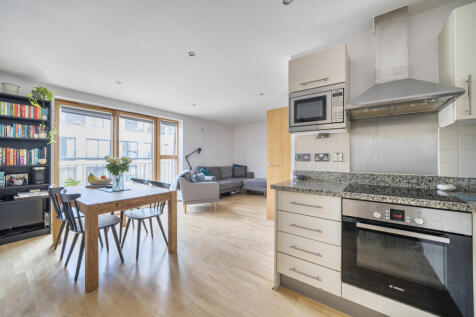 Kitchen/Reception
