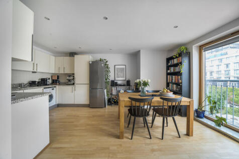 Kitchen/Reception