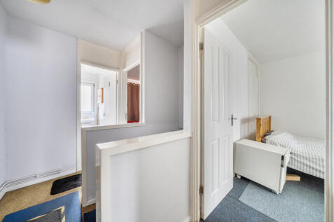 1353690-10-68c2c5...