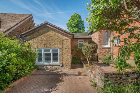 8649457-exterior0...