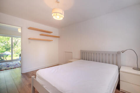 8649457-interior0...