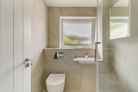 8658980-interior0...